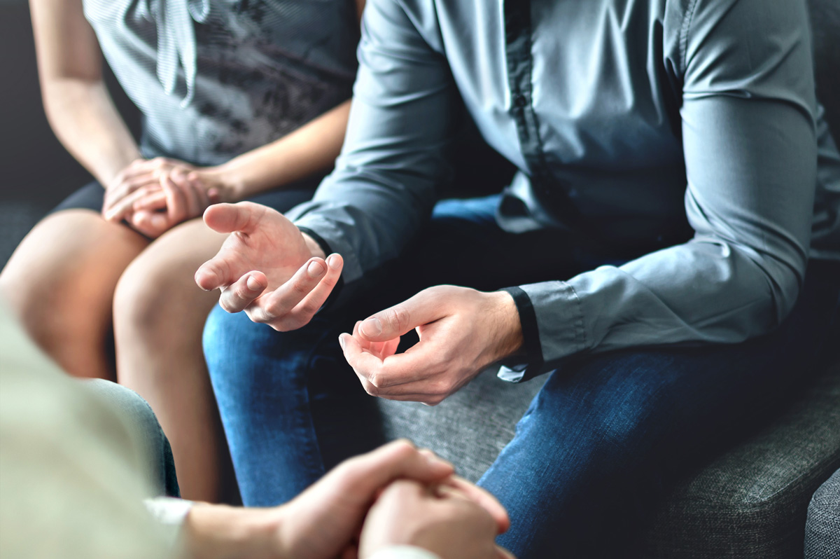 psychcentral-relationship-couples-therapy-2